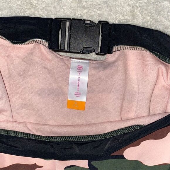 NWT Camo Bikini Bottoms - Picture 5 of 6